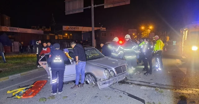 Polisten kaçarken otomobili ile kaza yaptı; 2 yaralı Ordu Haberleri