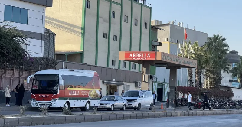 Mersin deki makarna fabrikasında zirai ilaç zehirlenmesi: 11 işçi hastaneye kaldırıldı