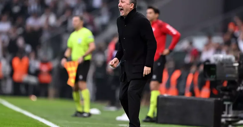 Psikolojimiz bozuldu diyen Sergen Yalçın faturayı oyuncularına kesti!