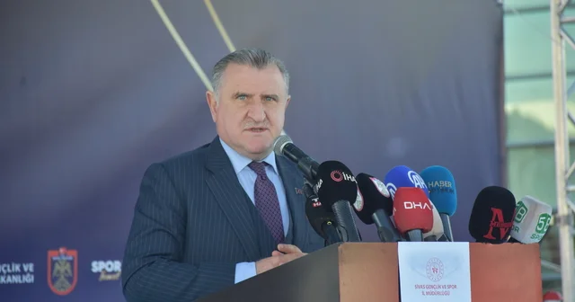Bakan Bak: Spor yatırımları noktasında çok iyi noktadayız Sivas Haberleri