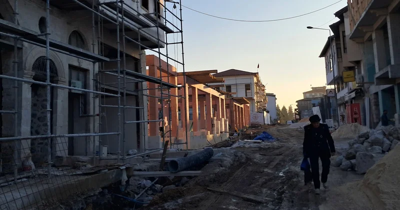 Hatay ın riskli alan ilan edilen Affan Mahallesi sakinleri TOKİ konutlarına gitmek istemiyor: Kültürümüzü bırakmak istemiyoruz