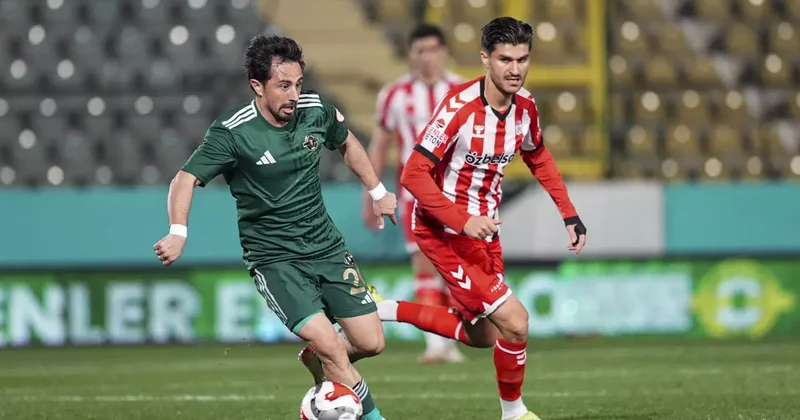 Kritik maçı kazanıp liderle farkı 1 e indirdiler!