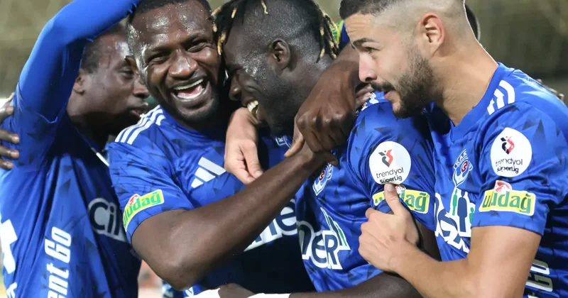 Kasımpaşa Alanya da güldü!