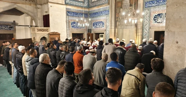 Mimar Sinan ın eserinde sabah namazı coşkusu Manisa Haberleri