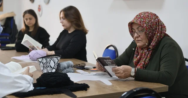 Nevşehir KAÇEM deki kadın kursiyerler kitap okuma etkinliğinde buluştu Nevşehir Haberleri
