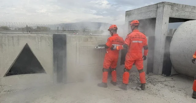 3 üncü Ordu Komutanlığı personeline arama ve kurtarma eğitimi verildi Erzincan Haberleri