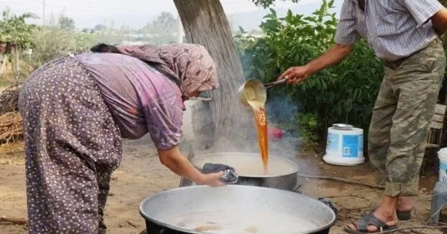 Evlerde geleneksel pekmez telaşı Manisa Haberleri