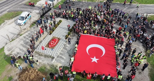 Trakya daki 500 motosiklet tutkunundan şehit ailesine ziyaret Tekirdağ Haberleri