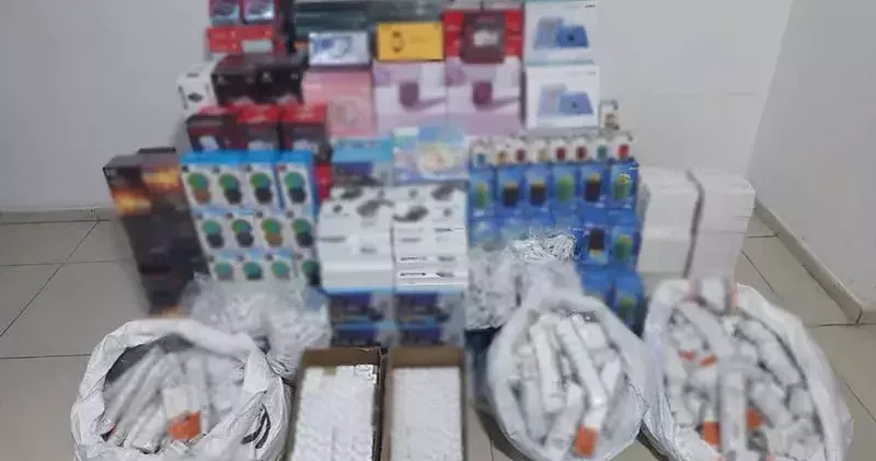 Gaziantep te 1 milyon 350 bin TL lik kaçak elektronik eşya ele geçirildi