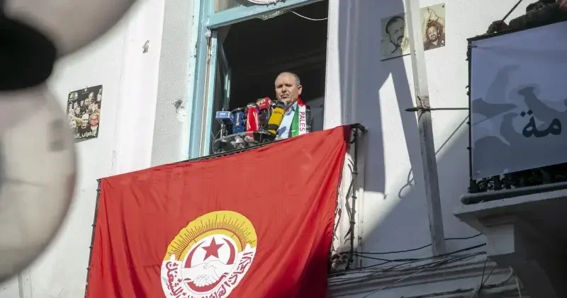 Tunus ta hükümetle sorun yaşayan İşçi Sendikası Genel Sekreteri istifa etti Ekonomi Haberleri