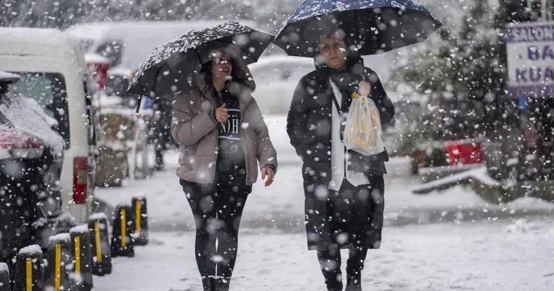 SON DAKİKA… Erbain soğukları Türkiye’de! Meteoroloji’den İstanbul dahil o iller için alarm verdi: Kar, sağanak, fırtına…