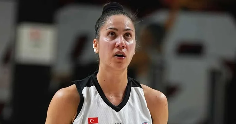 Son olarak Beşiktaş ta oynadı: Fenerbahçe havada kaptı