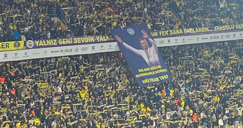 Derbi öncesi dev Sadettin Saran pankartı: Taraftarlar başkanına sahip çıktı