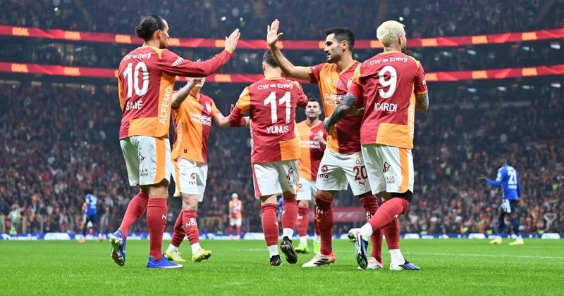 Süper Lig de sezonun ilk yarısı tamamlandı: Galatasaray lider, Fenerbahçe namağlup! Futbol Haberleri