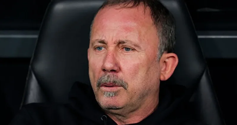 Sergen Yalçın ın kapısını çaldı: Ben gidiyorum bırak beni!