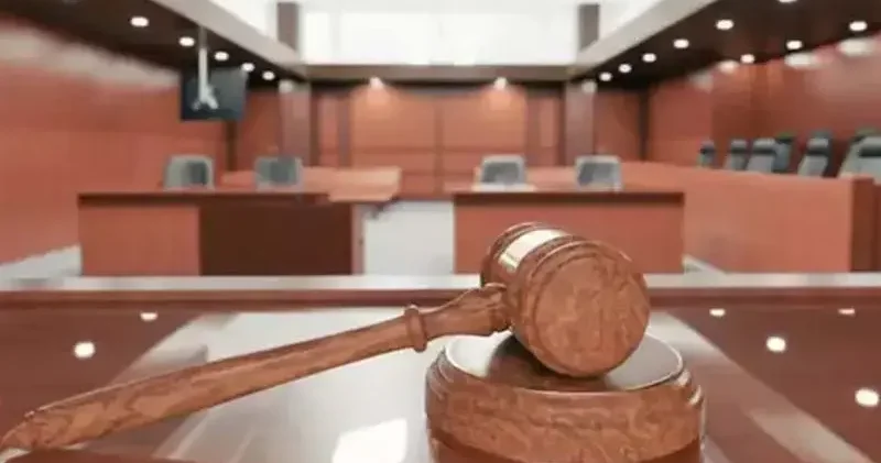 Yargıtay, eşini denemek için isimsiz çiçek gönderen kocayı kusurlu buldu(