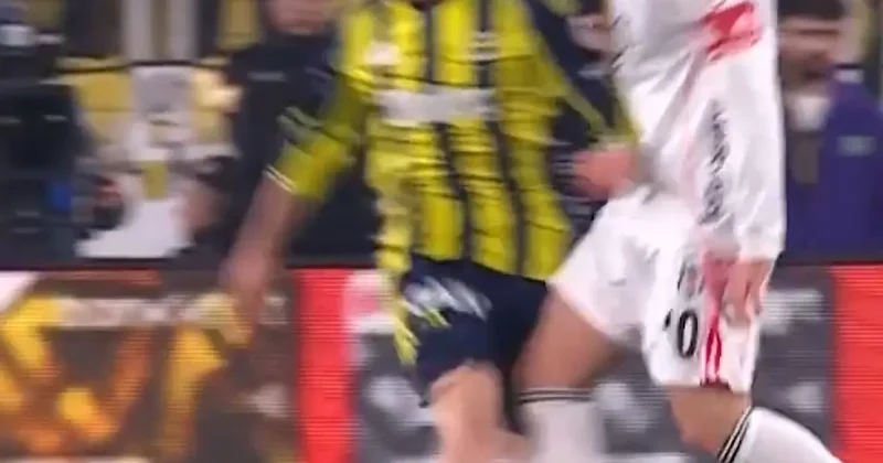 Beşiktaş tan maç devam ederken hakeme tepki! Basma yok, oyna devam