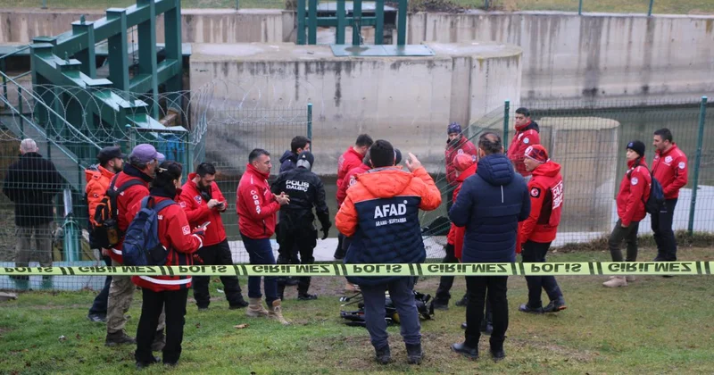 Kayıp öğretmenin cesedi Porsuk Çayı nda bulundu