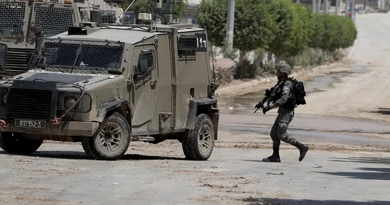 Suriye de gerilim tırmanıyor: İsrail ordusu köylere baskın düzenledi Sözcü Gazetesi