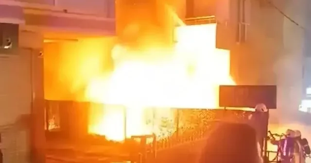 Ümraniye de bir iş yerinde yangın çıktı VİDEO İZLE