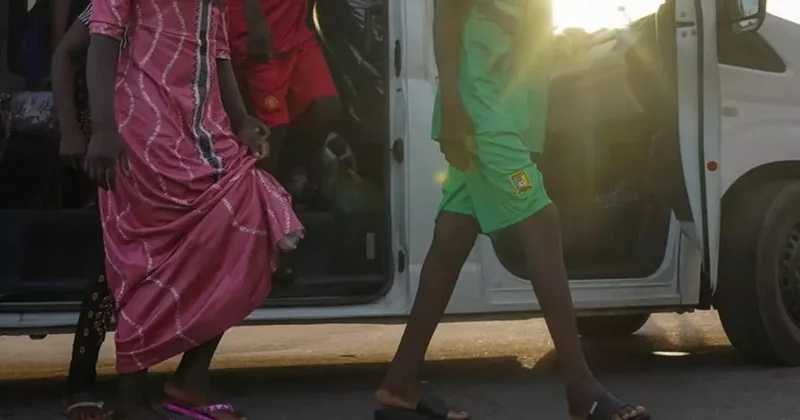 Yolcu otobüsüne düzenlenen saldırıda 28 kişi kaçırıldı