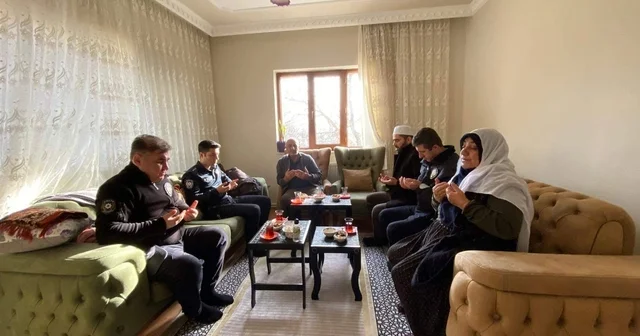 Şehit polis memuru Hakan Can şehadetinin 8. yılında anıldı Erzincan Haberleri