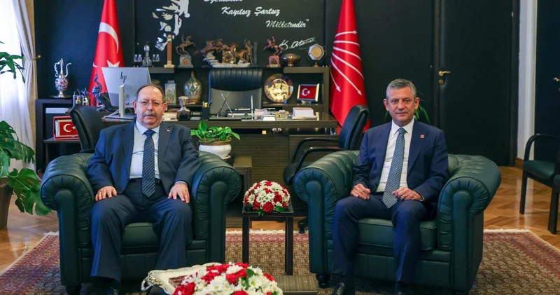 CHP lideri Özel ve YSK Başkanı Ahmet Yener, Meclis te görüştü