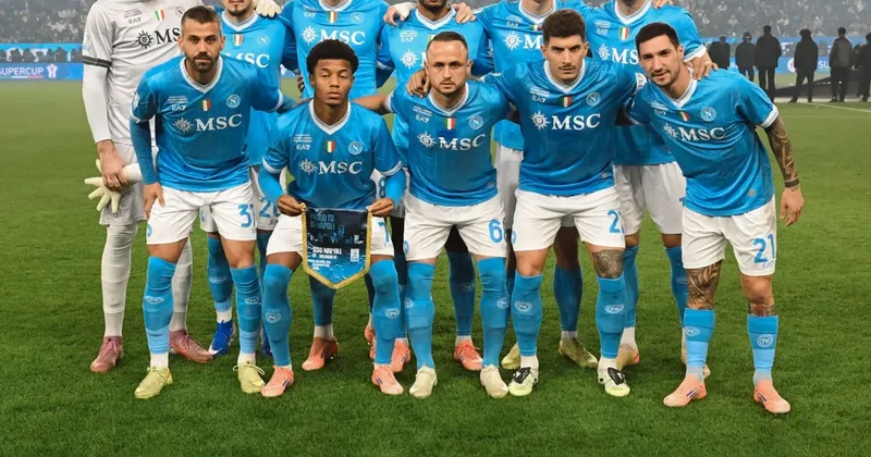 İtalya Süper Kupası şampiyonu Napoli