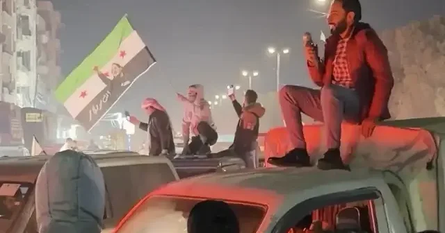 Halep te halk ayakta: Terör örgütünün saldırıları Münbiç’te protesto edildi VİDEO İZLE