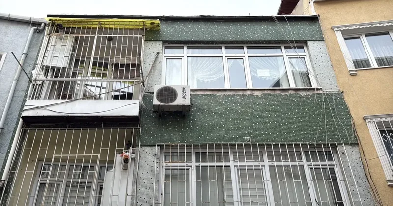 İlaçlama sonrası eve giren aile, hastanelik oldu