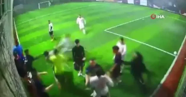 Halı sahada yetenek değil yumruklar konuştu