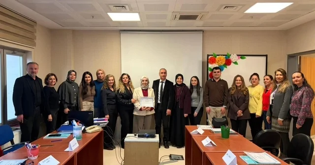 Karabük te anne sütü ve emzirme danışmanlığı eğitimi tamamlandı Karabük Haberleri