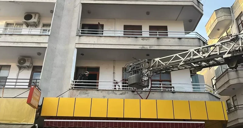 Alanya da 3 katlı binada yangın paniği