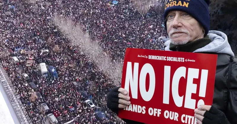 ABD de halkın öfkesi dinmiyor! Felç edici soğuklara rağmen binler meydanlarda