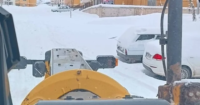 Gölbaşı nda deprem konutlarında kar temizleme çalışması Adıyaman Haberleri