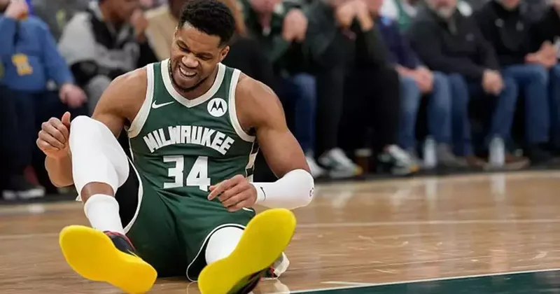 Giannis Antetokounmpo parkelerden uzak kalacak! Milwaukee Buck sakatlık tarihini açıkladı Fanatik Gazetesi Basketbol Haberleri Spor