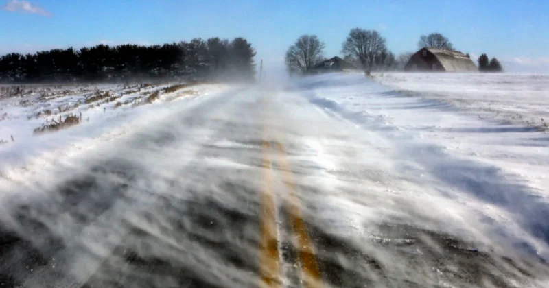 8 bin uçuş iptal edildi, hava 40 derece: ABD kışla savaşa hazırlanıyor Sözcü Gazetesi