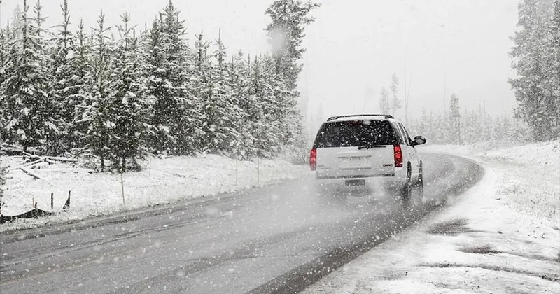 Uğur Mumcu katledildiği yerde anıldı! O tuğlalardan karşımızda duvar örülü Sözcü Gazetesi
