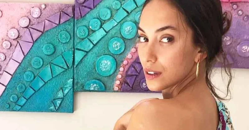 Dizisi final yapan oyuncu biletini aldı, profesör aşkına uçtu Sözcü Gazetesi