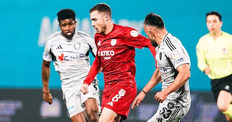 Erzurum FK, 85 te liderliğe yükseldi!