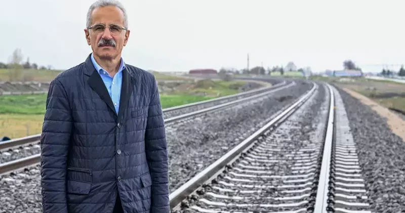 Bakan Uraloğlu: Demir yolları yerli ve milli sinyalizasyon sistemleriyle donatılıyor