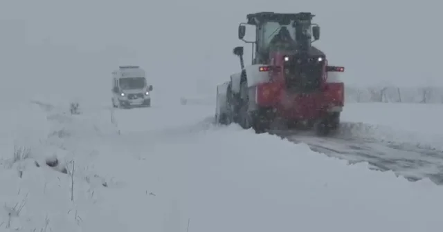 Batman da 35 köy yolu ulaşıma açıldı, ziyaretçiler kurtarıldı Batman Haberleri