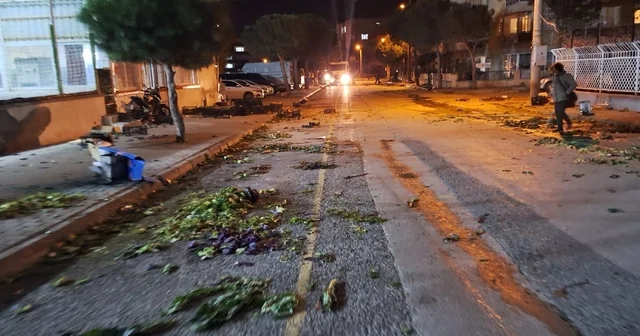 Bergama da pazar yeri çilesi: Yağmurda gölet, çamurda geçiş işkencesi İzmir Haberleri