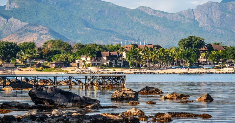 Valizini toplayan artık bu adanın yolunu tutuyor: Hem ucuz hem doğa harikası Sözcü Gazetesi