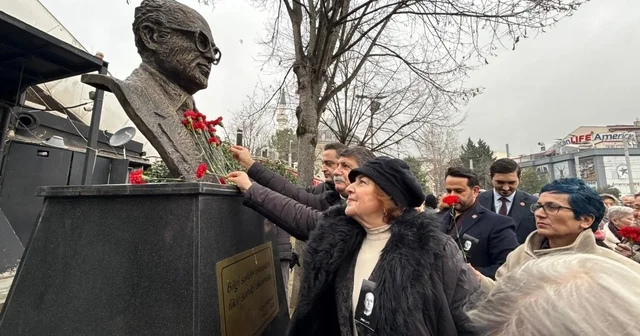 Meslektaşları Uğur Mumcu yu ölümünün 33. yılında andı Kocaeli Haberleri