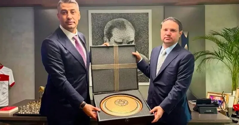 Akın Gürlek talep etti, Ekol TV yi ziyaret ettiğine dair haber erişime engellendi