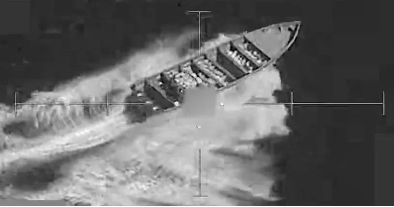 ABD Doğu Pasifik te bir gemiyi vurdu: 2 ölü Dış Haberler