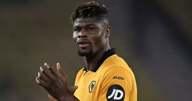 Transferin açıklanması beklenirken Beşiktaş a Agbadu dan kötü haber Fanatik Gazetesi Futbol Haberleri Spor