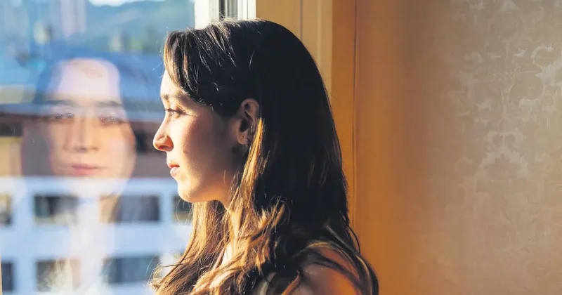 Sessizce kabullenmek güçlenmek değildir