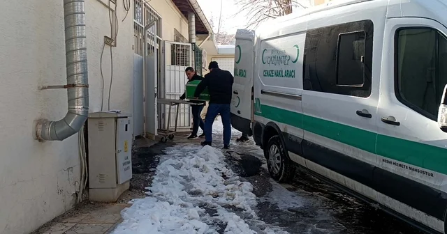 Alacak meselesi nedeniyle arkadaşı tarafından otomobilde tabancayla öldürüldü Gaziantep Haberleri